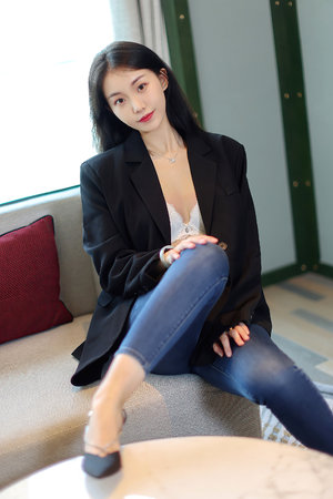 丁香五月AⅤ在线中文播放