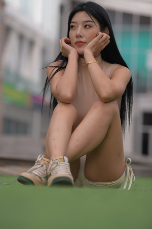 小情侣高清国产在线播放