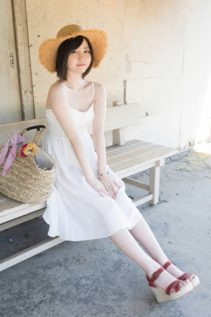 张筱雨大胆打开玉门大腿一手机版